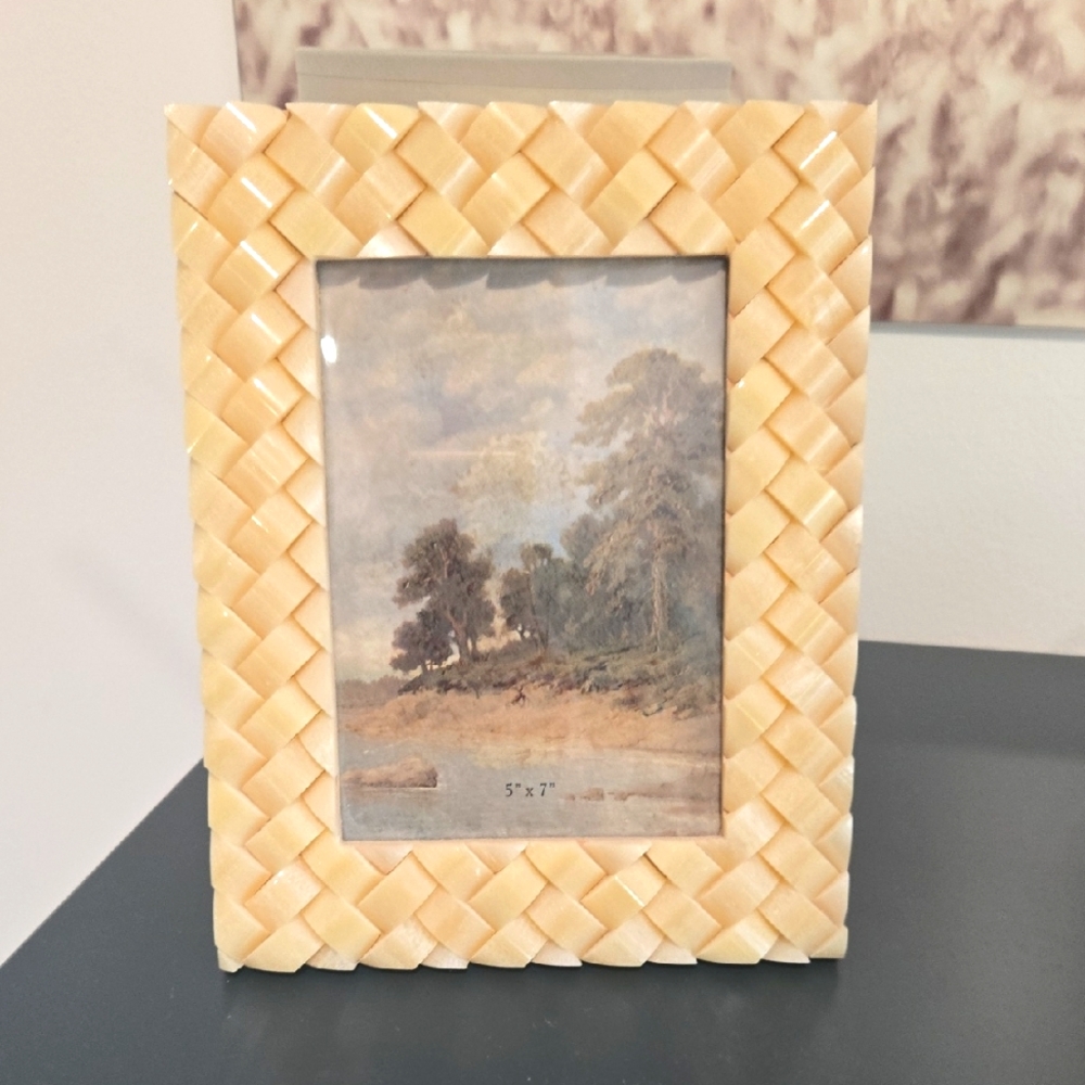 Creative Co-Op Tan Woven Picture Frame Accents